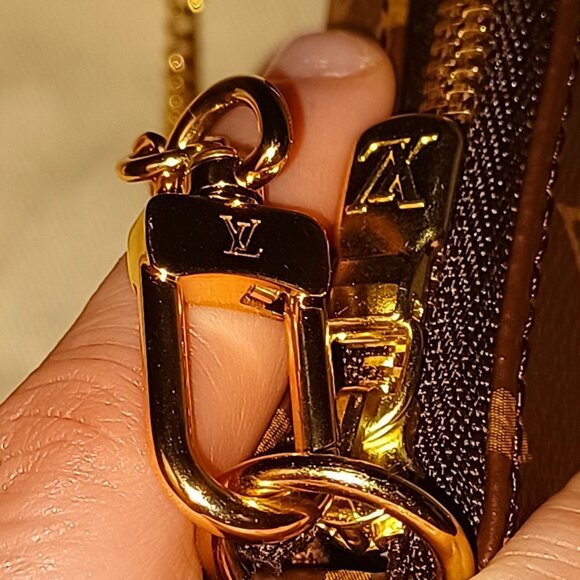 Authentic Louis Vuitton Mini Pochette Accessoires - Picture 6 of 8